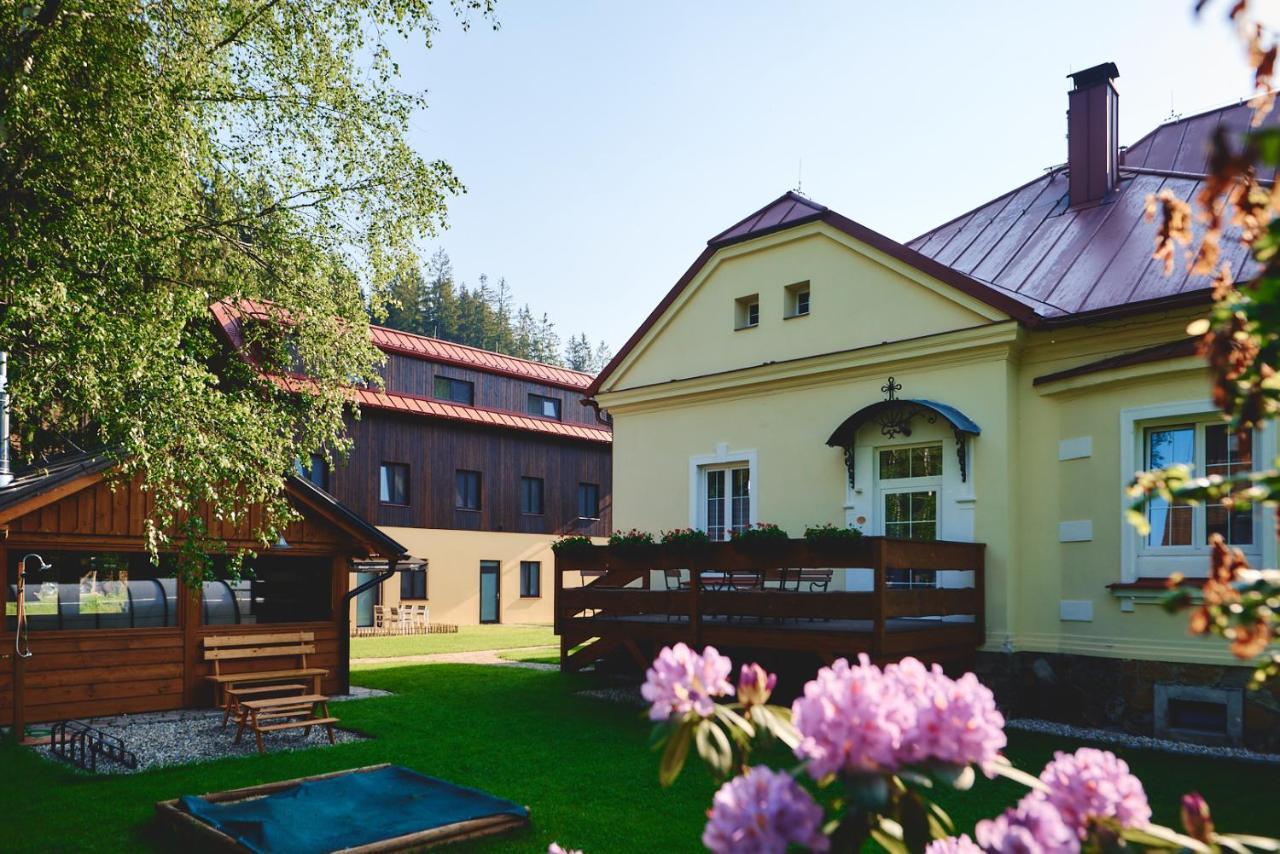 Stodola Na Bile Aparthotel Била Екстериор снимка